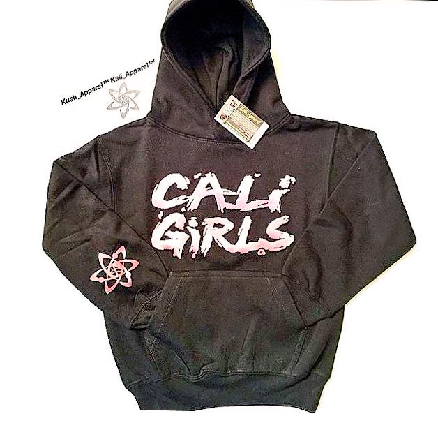 GreenleafColl's tweet image. CALI GIRLS SWEATER SUIT UP FOR THIS WINTER!!  KUSH APPAREL™ #California #clothing #sweater @ instagram.com/Kali_Apparel