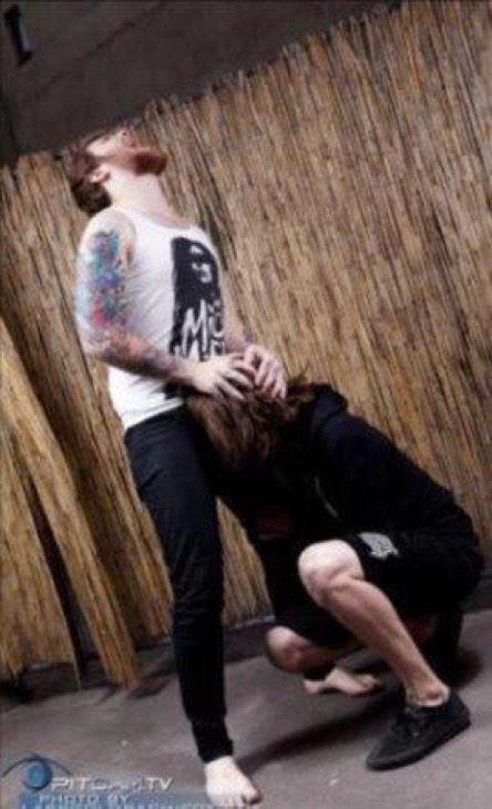 "You suck dick like one x" oh RLLY cos