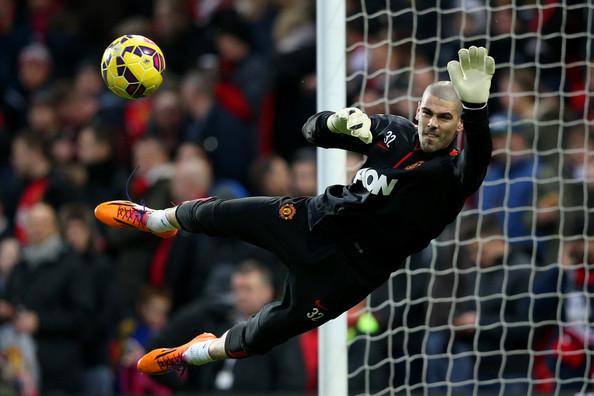 Happy 33rd birthday Victor Valdés (14th January 1982). 