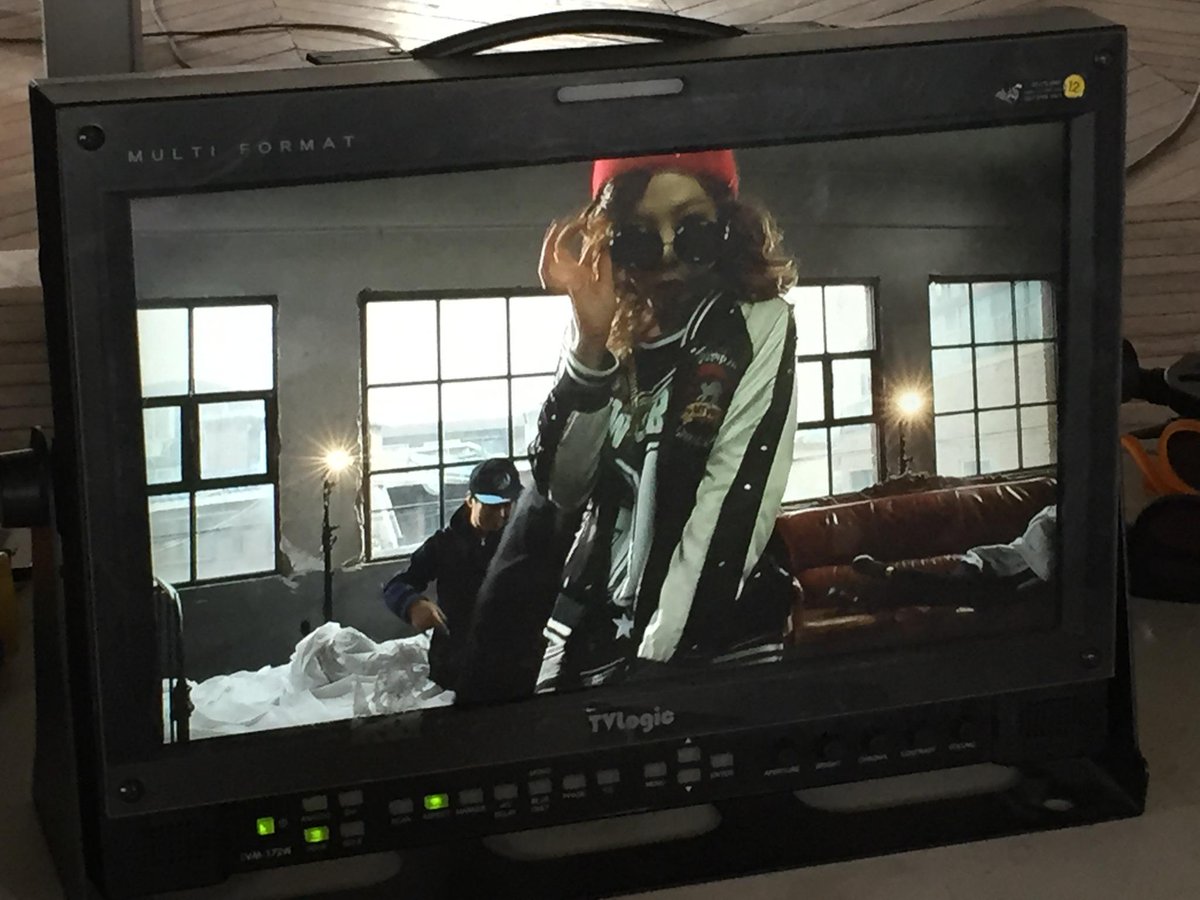 Voir l'image sur Twitter