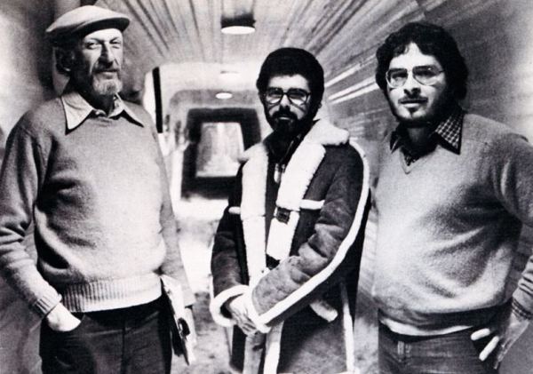 Happy birthday to screenwriter Lawrence Kasdan! He\s seen here (right) with Irvin Kershner (left) and George Lucas. 