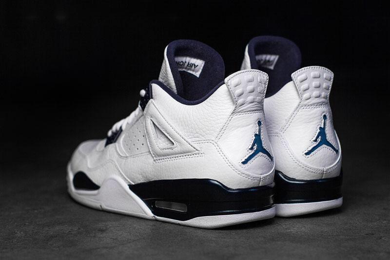 redeyejapan's tweet photo. NIKE air jordan 4   エアジョーダン4
COLUMBIA コロンビア 復刻
LEGEND BLUE レジェンドブルー

新品未使用
US8h (26.5cm)
入荷してます〜 http://t.co/C32lkUyTsW