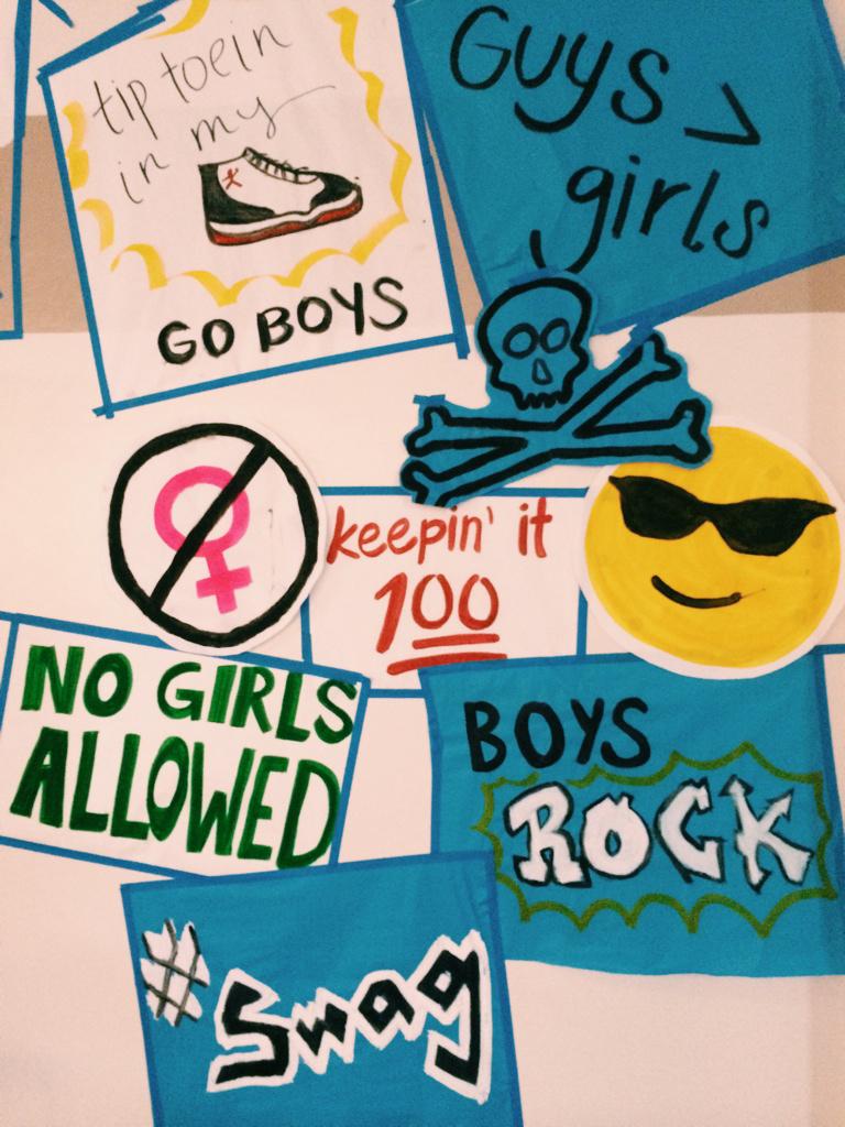 lasalle_lancers's tweet photo. Poster making for the rally tomorrow in the amphitheater (with music)! Who will rise to the top, boys or girls?💥 http://t.co/J4Dww0kYxl