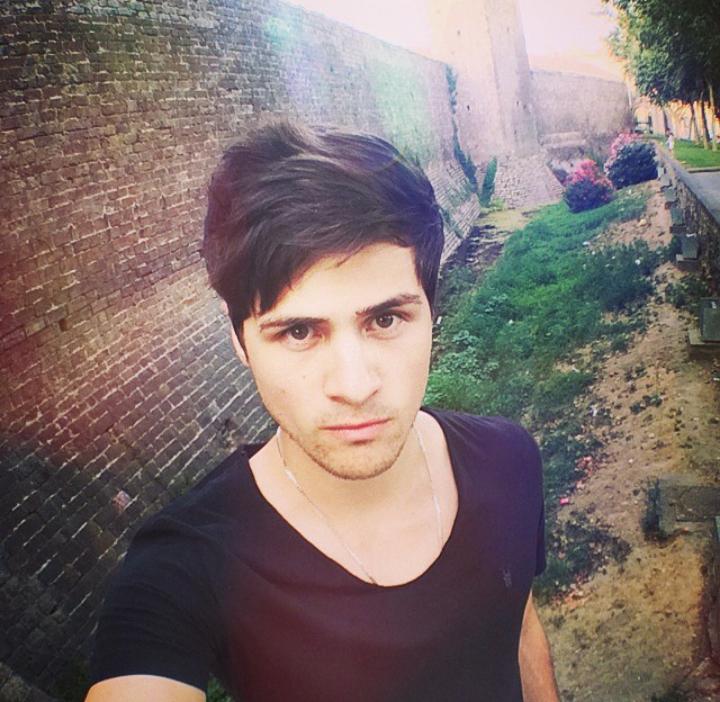 ConfusedBrute's tweet photo. #NewAvi http://t.co/5KmVTkxLAa