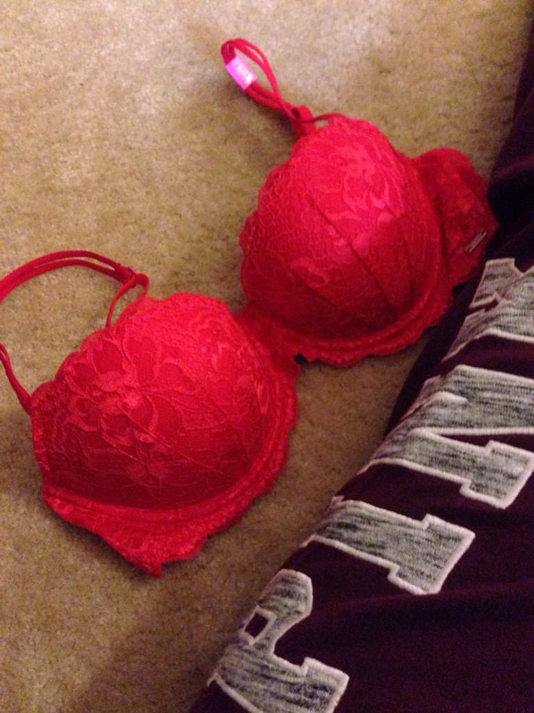 Tayyb19's tweet photo. im obsessedโค๏ธ... $8๐ #PINKprobs http://t.co/fl8VLdPRsJ