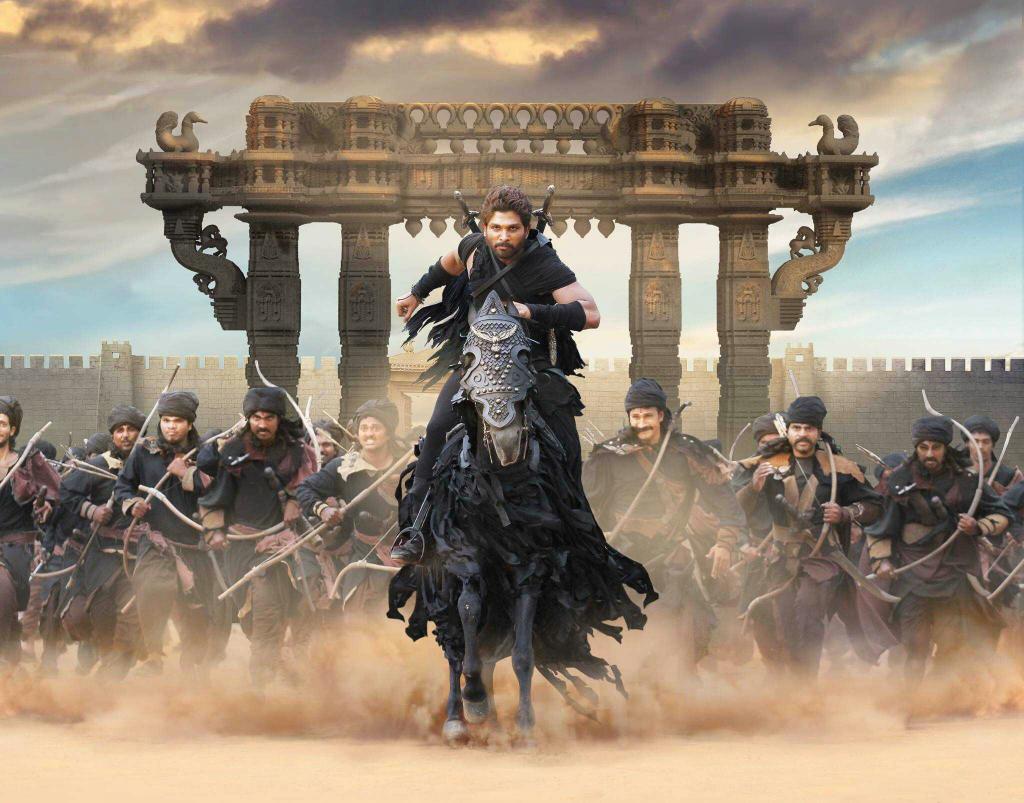 SKNonline's tweet photo. #Stylishstar #AlluArjun's aggressive look
Kummesadu as #GonaGannaReddy frm #Rudramadevi RT http://t.co/VWeE57IIna