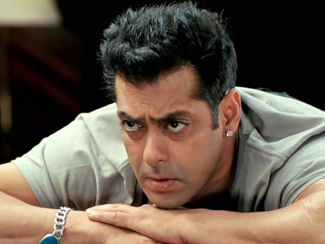 Salman Khan - 'Tigers bahut kam Zinda Hain'...Bina baji my... | Facebook