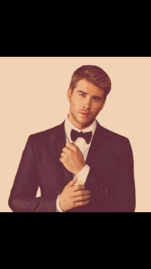 Happy birthday Liam Hemsworth!  