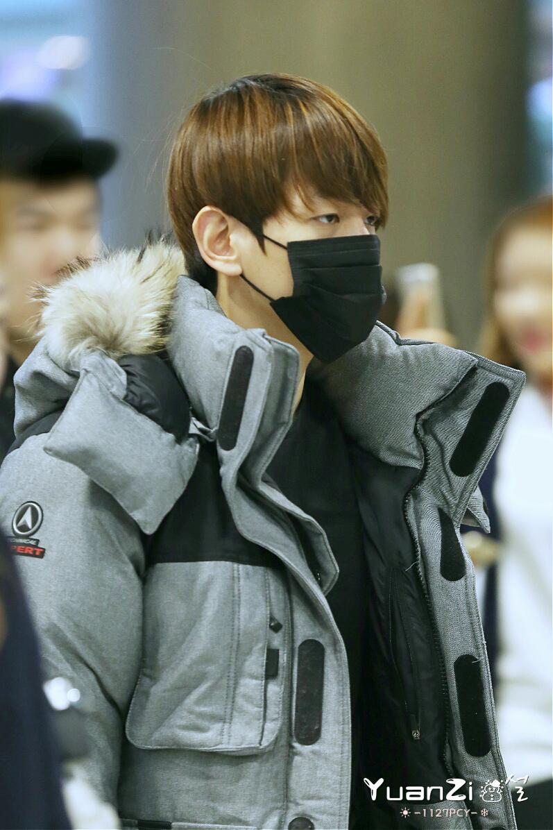 baekhyun_th's tweet photo. [PIC] 150108 ฺฺBaekhyun - Airport ©yuanzi #백현TH (2) http://t.co/M1u5oOSSku http://t.co/dpupR6eFUw http://t.co/yGdfMQqxXh