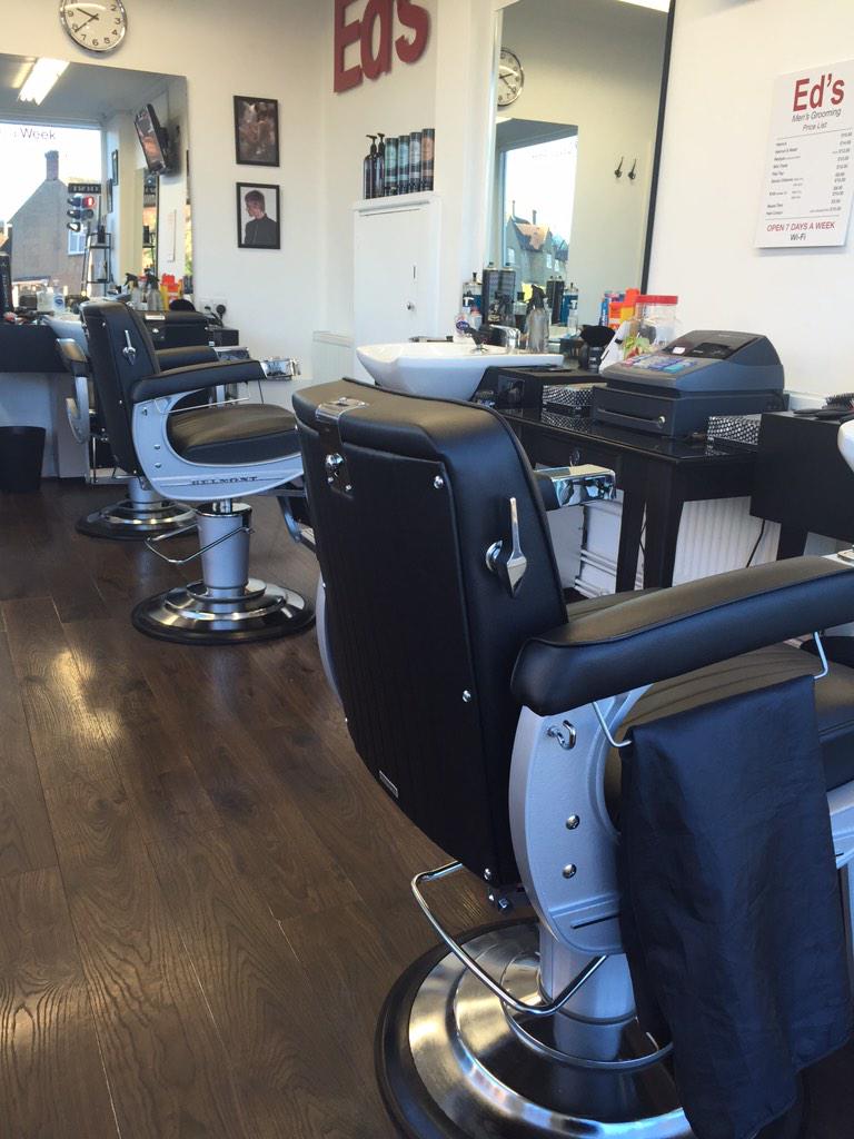 Eds_UK's tweet photo. #new #belmont #apollo2s #@edsmensgrooming #barberlife 😊 http://t.co/295Tti8qj3