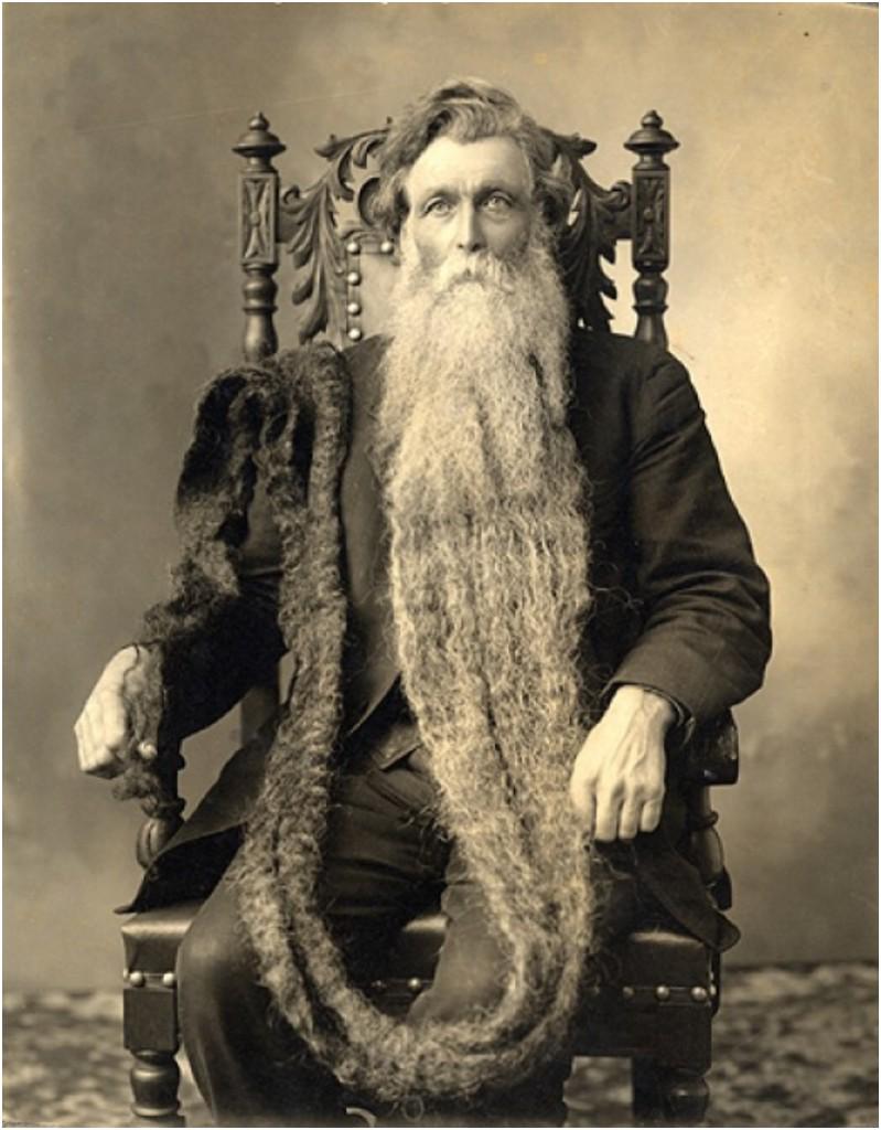 さいたま改２ 歴史上最も長い顎ひげ 5 33m の持ち主だったノルウェー人のハンス ラングセス 自分のひげを踏んづけて首の骨を折り死亡したそう Http T Co Nser8gskbt Twitter