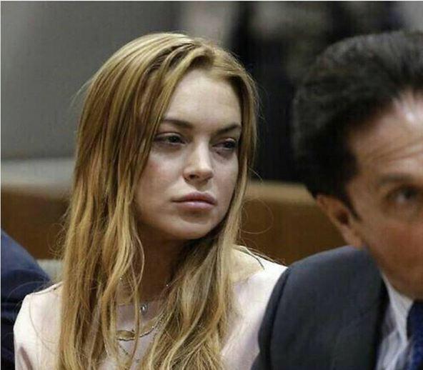 introvertsmemes's tweet photo. Trying to stay awake in class like #SchoolSucks http://t.co/b53TKazZJX