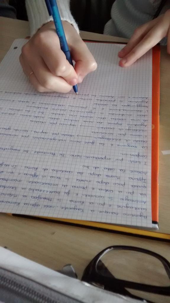 ChrisMarinoni's tweet photo. @46_ilary At school http://t.co/oKGZAknFNj