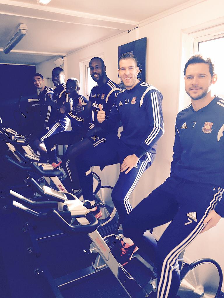 Time to recovery after an amazing night yerterday! #FACup 

Tiempo de recuperar después de una increible noche ayer😀💪