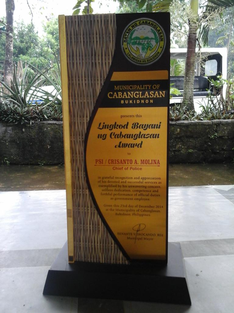 Cabanglasan_MPS's tweet photo. 14 Jan 2015, PSI MOLINA, CA, COP received "Lingkod Bayani ng Cabanglasan" Award fm mun mayor. @BUKPPO_PCR @Bukppo_PD http://t.co/Y2Wr3KE9Hb
