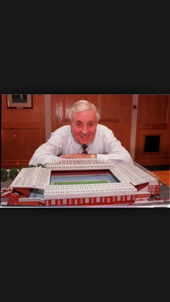 F567_'s tweet photo. Unnamed former  @SugarCaneBees boss describes Chair as a Doug Ellis type gaffa!  @Johnsy2k11 @mikeyperera @fentaur http://t.co/nNqyNIHJ6T