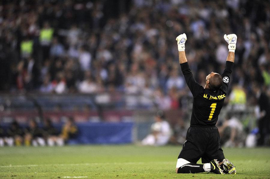 Happy birthday Victor Valdes! 