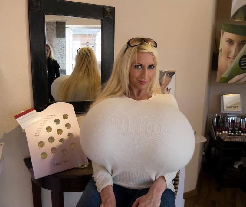 Gill with a G on X: “@graemeandsarah: This woman now holds the record for the  biggest boobs in the world.. 32Z!!!  oh dear  / X