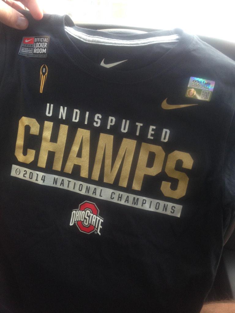 jason_maddy's tweet photo. Picked up the wifey some fresh gear as well @maddy_rachel ❤️🏆 http://t.co/V9QAfnE2tm