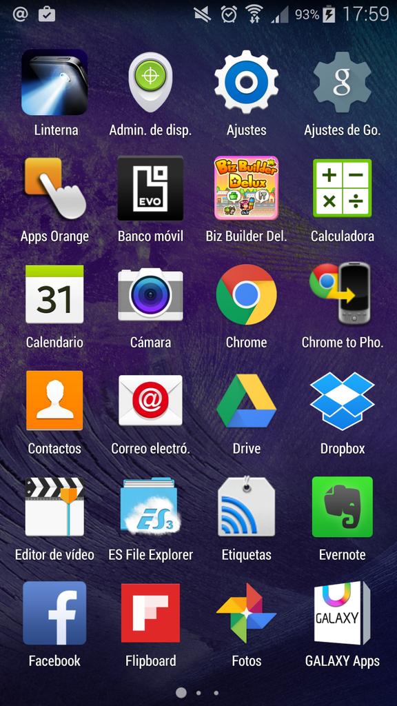 JackBeWild's tweet image. Señores de Google lo mismo no se os ha ido la mano con el tamaño de los iconos #GoogleNowLauncher
