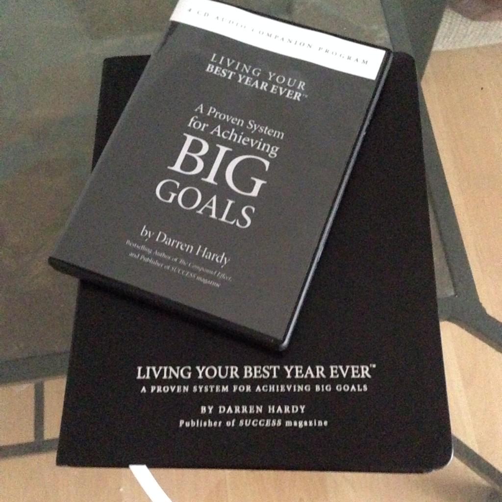 ally_teixeira's tweet photo. Love my gift from @jacobteixeira...someone knows me very very well 😘 #biggoals #organizedfreak http://t.co/biumR3Eoee