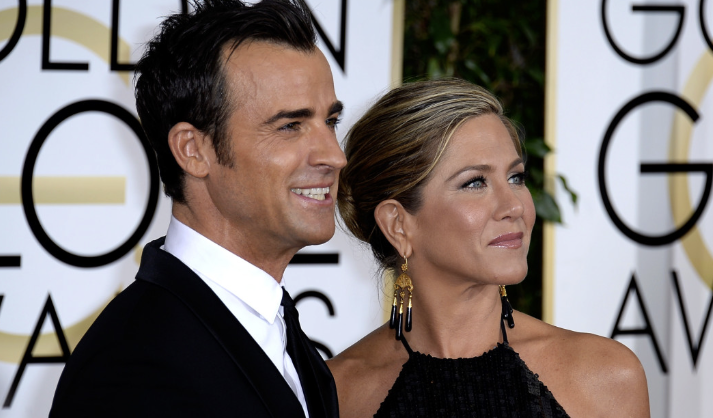 GraziaUK's tweet photo. How the bun came to be #GoldenGlobes :
http://t.co/qPozV77aqZ http://t.co/wJj1wl8v0n