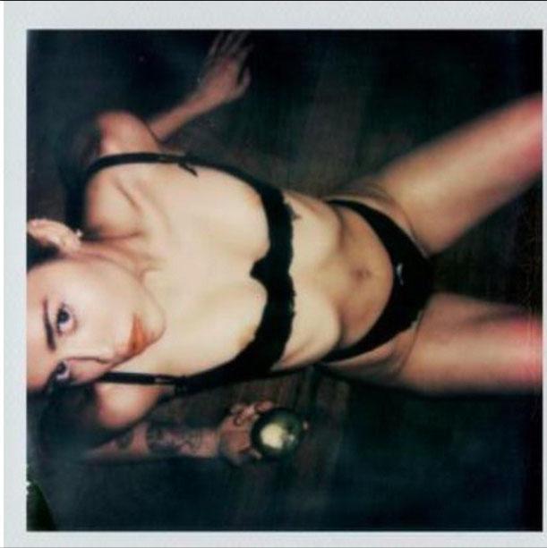 I really love miley cyrus #RuinADateInFiveWords narcity.com/miley-cyrus-sh…