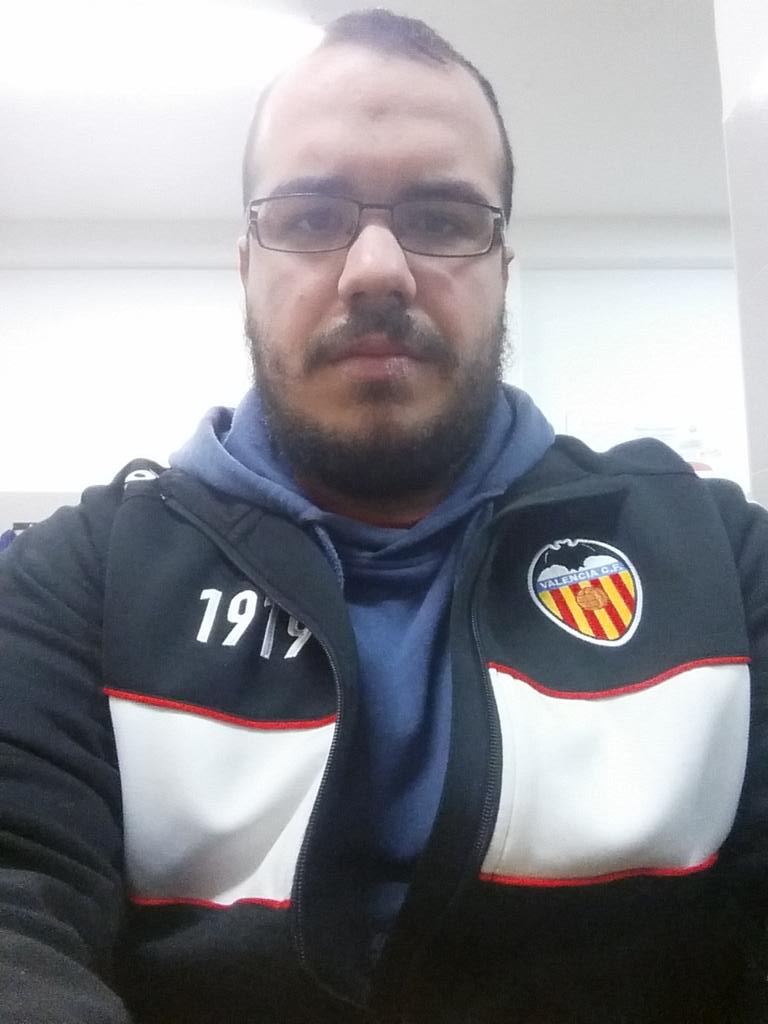 miguelherdo's tweet photo. Cuanto tiempo ain gafas. http://t.co/viByHnytKL