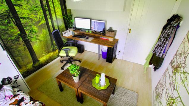 lifehacker's tweet image. A mural can really transform a small workspace: lifehac.kr/2HRciiO