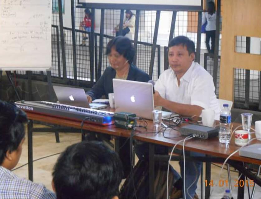 ArtSonica's tweet photo. Suasana workshop 'Power Charge Your Band' tadi sore... http://t.co/Lmnsgml9cR