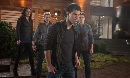 Hari ini jacob day ? :O \" Happy 25th birthday Jacob Black 