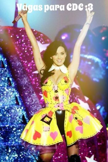 EmperorsWhip's tweet photo. @yassminekatycat Halo my dear not seeking BIO approval if U do not LIKE its 6 of the best preperez vous #MTVHottest http://t.co/iIHDkiOTeY