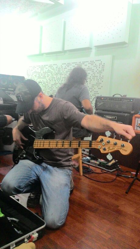 RT"<a href="/itsbowie/">adityo wibowo</a>: Still recording, jono siapin bass... gugun lg take lagu ke 4. Be ready people for our 8th album! "