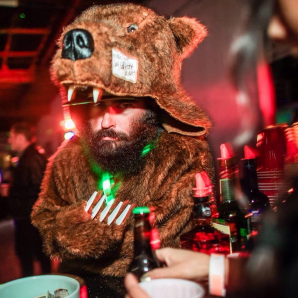 CHIVEonCA's tweet photo. You left this world to early, bro. Happy 30th Birthday. You will never be forgotten #jerbear @theCHIVE @ChiveNation http://t.co/4PajCDiebl