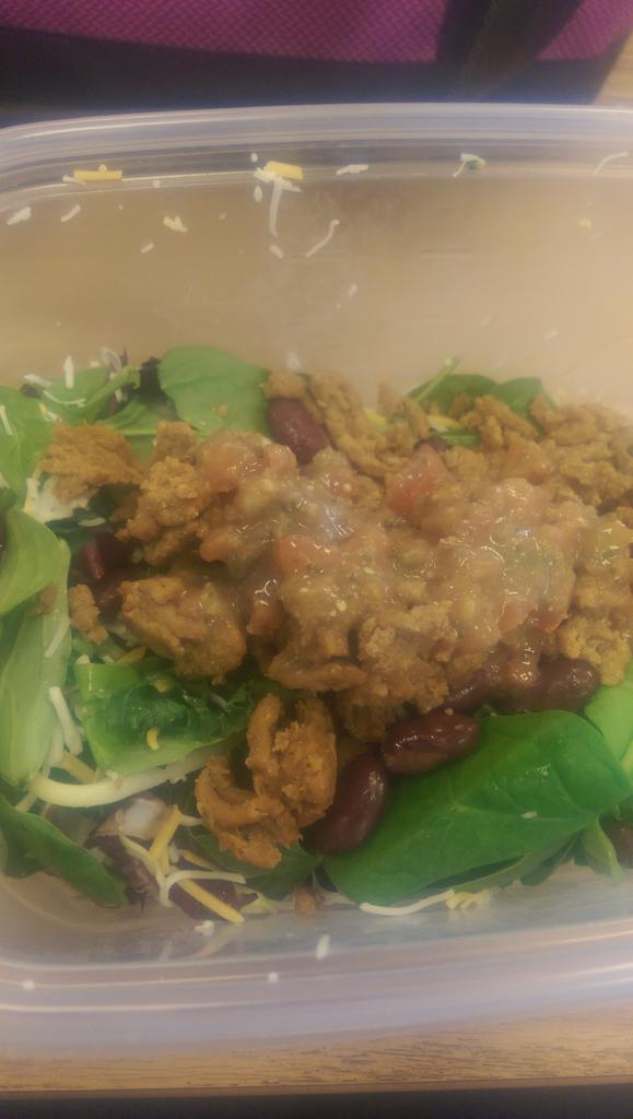 MsMillerHealth's tweet photo. #msmillerhealth Look at this balanced meal! Rule of 1/3 #protein#carbs#veg http://t.co/s6CLWTx0nu