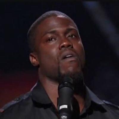 bewarndLOL's tweet image. That moment you get feeders in your promos #LOLproblems #kevinheart