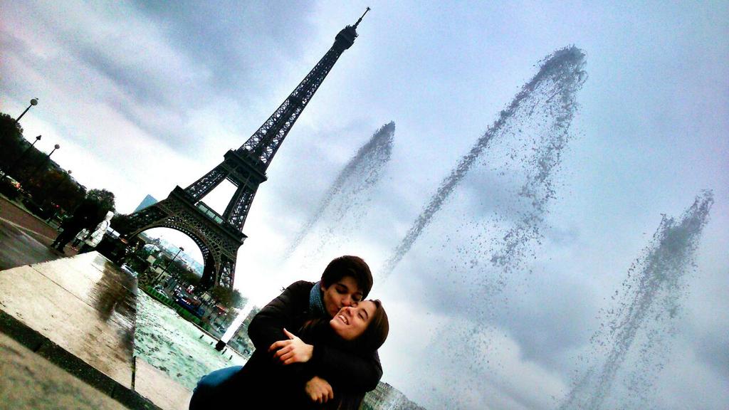 NievesMaps28's tweet photo. Siempre nos quedará París 💞 http://t.co/fw5V0Kiqz5