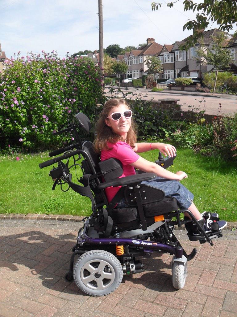 katiekookoo13's tweet image. @Castro1021 i got this wheelchair from whizz kidz if it wasn't for people like you i wouldn't have it