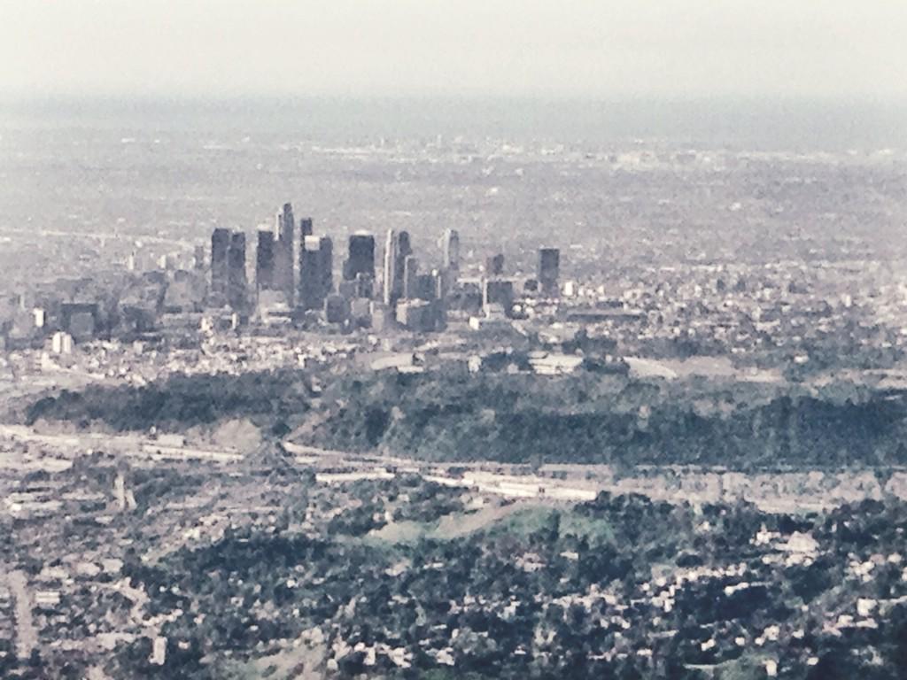 STEMRockstar's tweet photo. Low approach over downtown LA on the way to Hollywood to work on TV Show! Stay tuned! http://t.co/N7OYHHXk9a