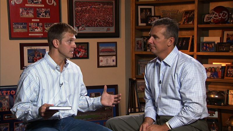 Urban Meyer's leadership passion connects thru a book by <a href="/ToddGongwer/">Todd Gongwer</a>.
ow.ly/HkboN ” stil on my wrist Todd
