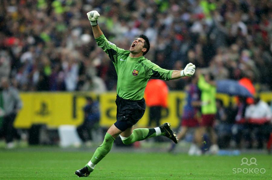 SocialBarca_10's tweet photo. Happy birthday! #Legend #33 http://t.co/VWMkeKQsxl