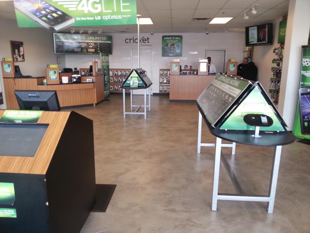 ConceptsInConcr's tweet image. 2000sqft of custom concrete flooring # concrete #Philadelphia #polished concrete