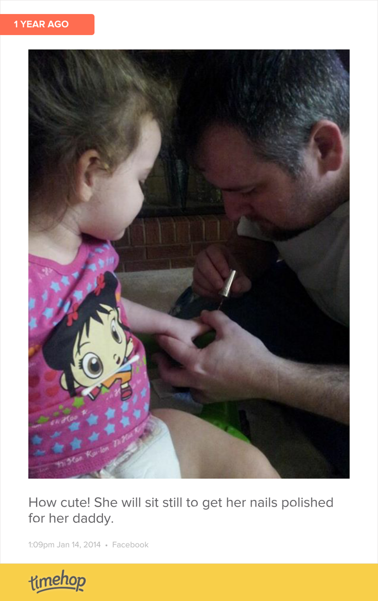 mjacobs_melissa's tweet photo. still let's daddy paint her nails. http://t.co/weBzWSHWYG http://t.co/FELmAfe3m0