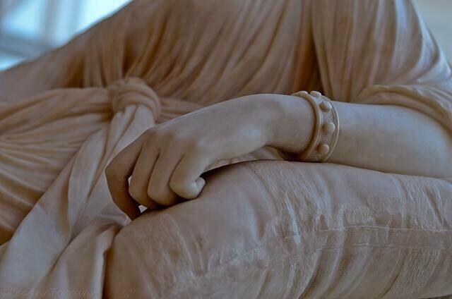 SermedAlwan's tweet photo. Marble statue of Semiramis
Queen of Assyria &amp; Babylon, 820 BC
American artist William Story 1872
Dallas museum of art http://t.co/nEWafgcGzI
