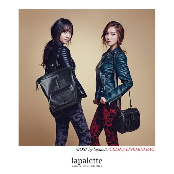 ARJessicajung's tweet photo. 150114 
صفحة lapalette بتحديث صورة للاخوات جونغ في صفحة الفيس بوك . http://t.co/9iHKSjE41G