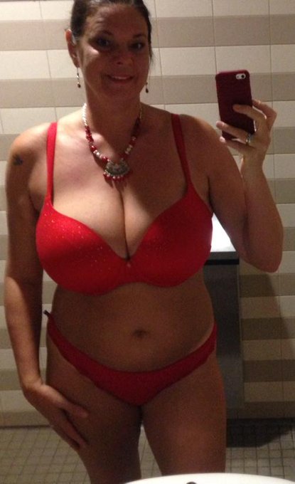 Happy hump day http://t.co/31WYavNCdC<a href="/tag/tbt"class="tags"><span>#tbt</span></a>