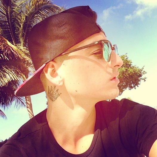 FcMalumaArg's tweet photo. @FMvidaRosario uenas tardes hoy me gustaria escuchar #Carnaval de #Maluma @MALUMACOLOMBIA ♥ http://t.co/I3pkvtBXcl
