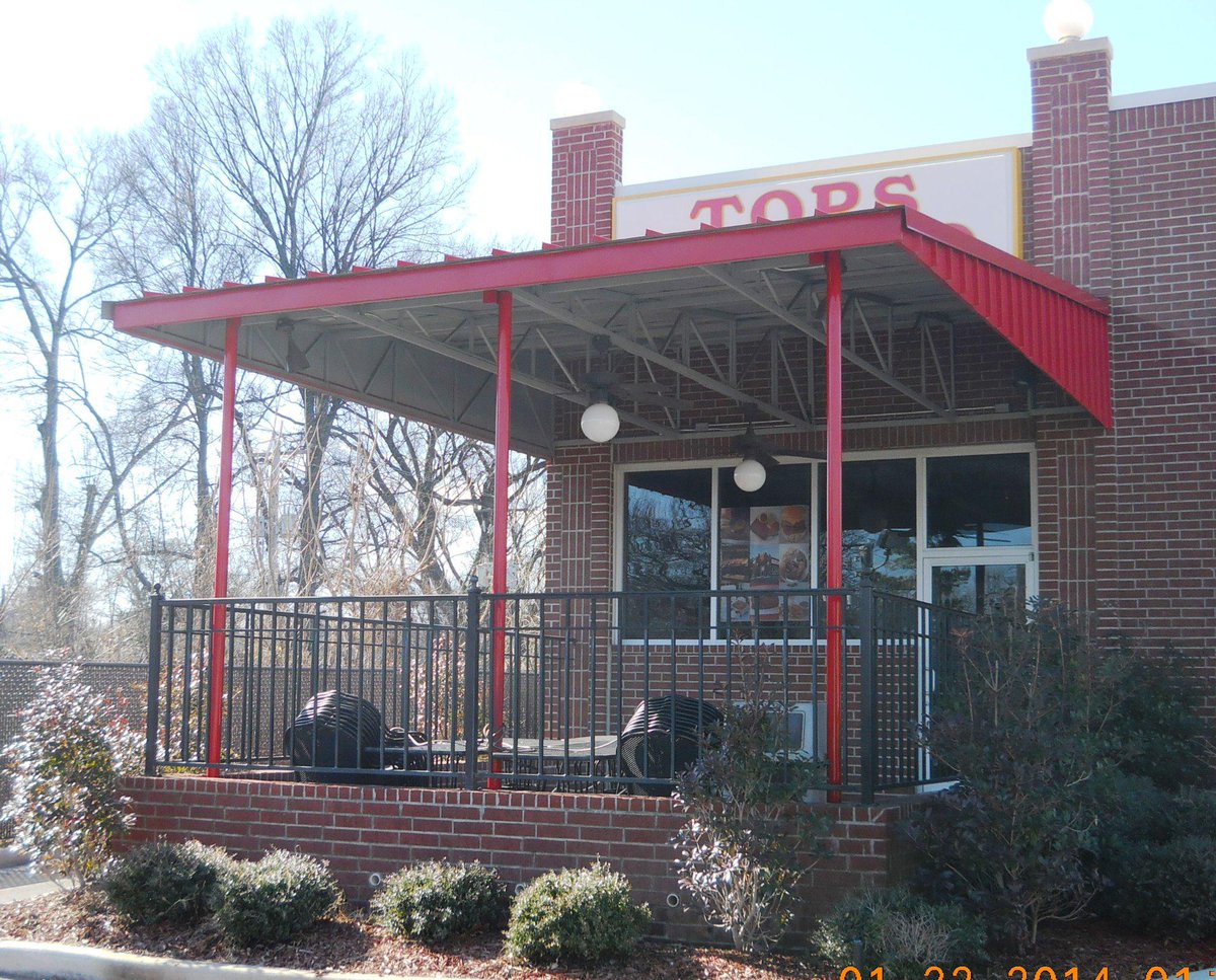 ParasolAwnings's tweet photo. @CentralBBQ on Summer @memgrizz Watch Party#2 2nite BUT good  #BBQ &amp; our #awnings r everywhere  @TOPSBBQ Showboat BBQ http://t.co/marOf1lLbX