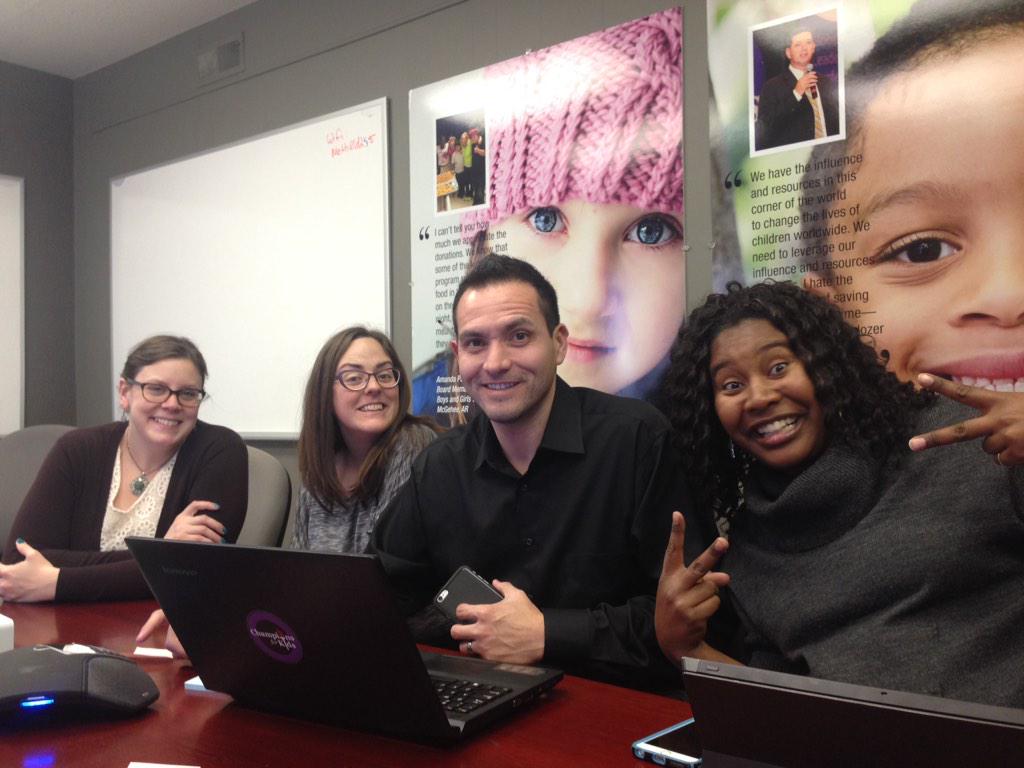 Champions4Kids's tweet image. Getting ready to call some #FKE winners! #SIMPLEService