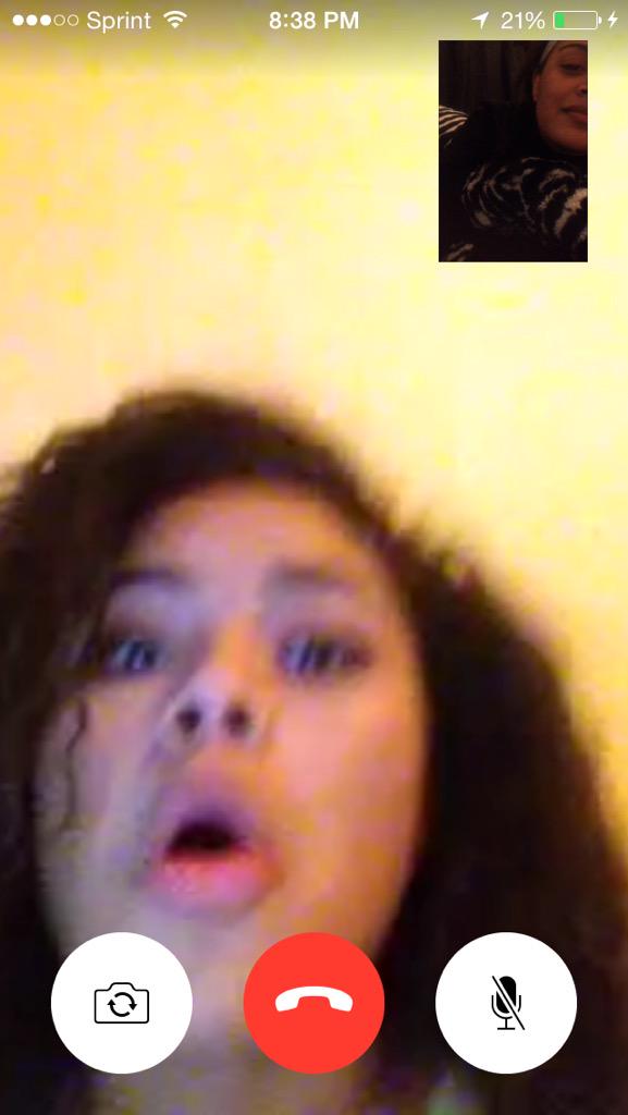badgyalmariah's tweet photo. #lightskinbae @ma_love_123 http://t.co/hLH2ejEFQ7